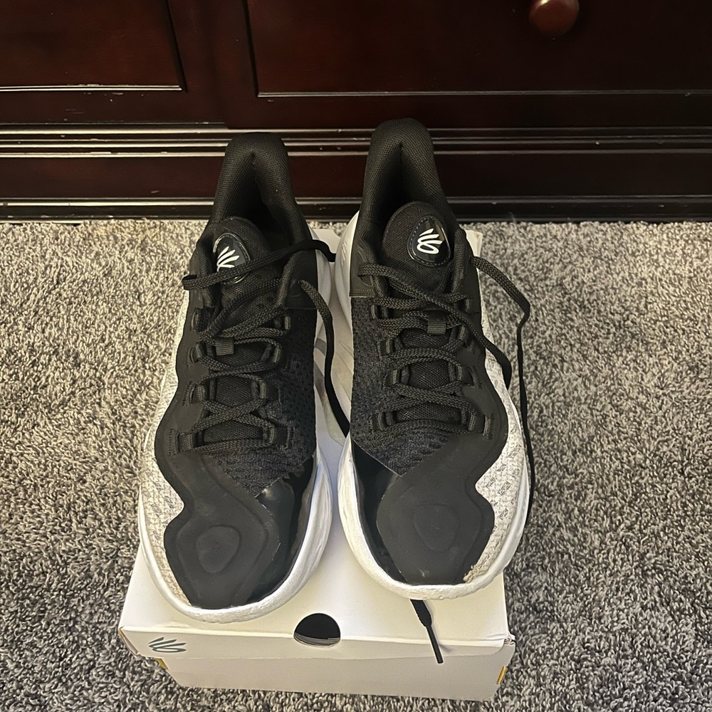 Curry Basketball Sneakers